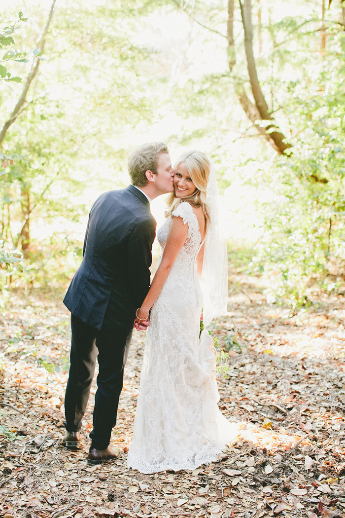 Gorgeous romantic & rustic wedding portraits for the bride and groom