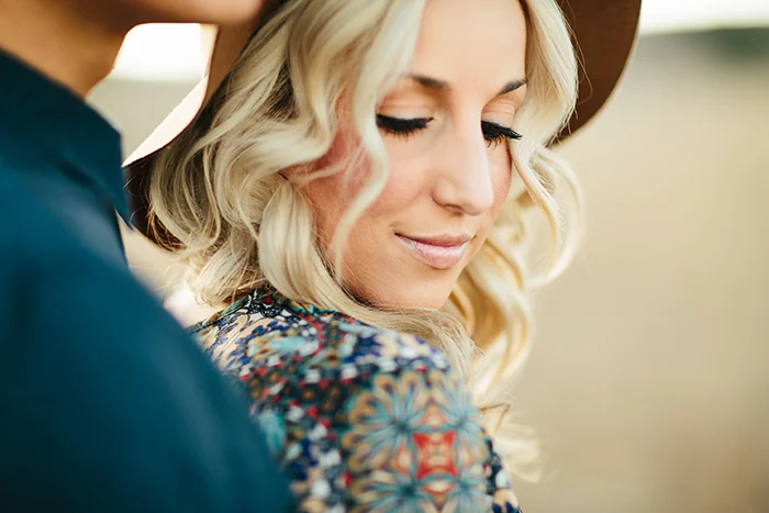 Gorgeous boho anniversary photos for a gorgeous couple!
