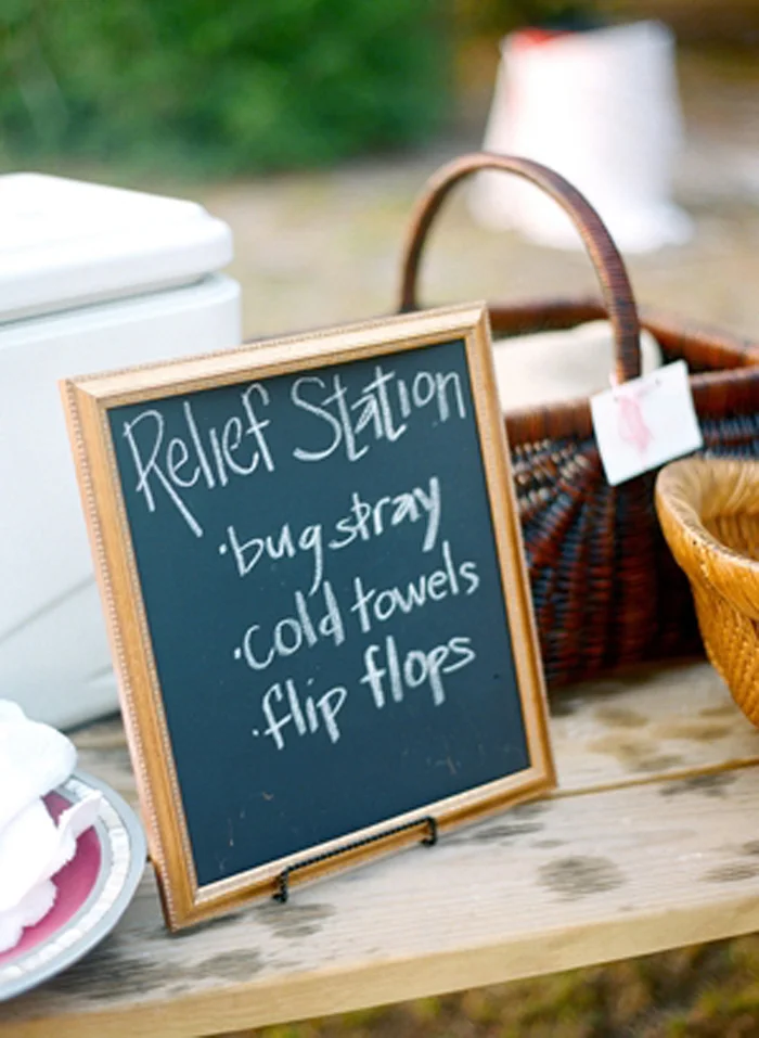 Photo by Melissa Schollaert Photography via Southern Weddings