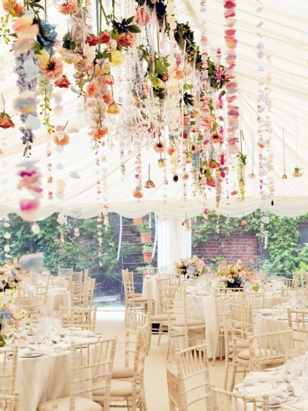 Photo by Glass Jar Photography via Adorn Magazine