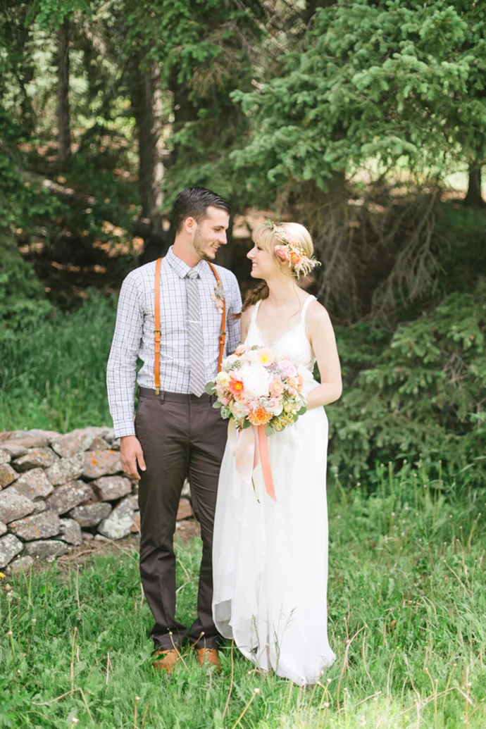 Colorful_Bohemain_Barn_Colorado_Wedding_by_Connie_Whitlock_048.jpg