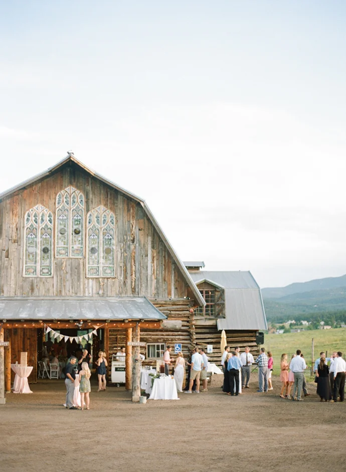 Colorful_Bohemain_Barn_Colorado_Wedding_by_Connie_Whitlock_162.jpg
