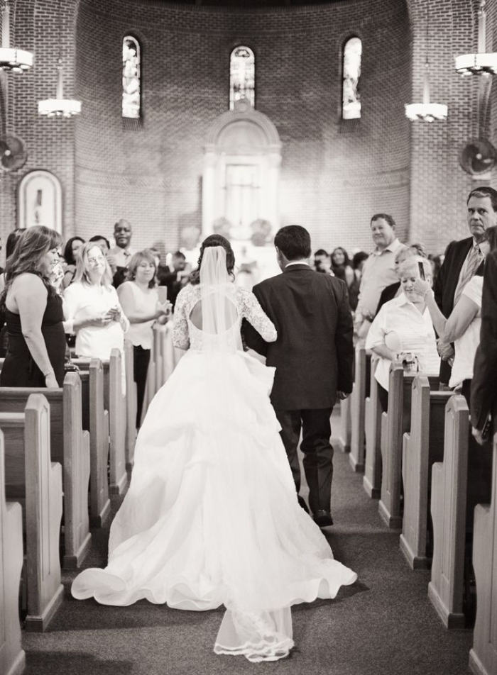 Photo by Rebecca Yale Photography via Style Me Pretty