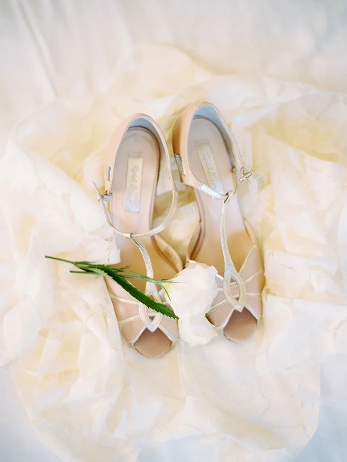 0013_Brandon-Grace_Fine_Art_Film_Photography_Destination_Wedding_Sonoma_California-690x917.jpg