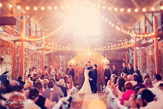 Photo by Clayton Austin via Green Wedding Shoes