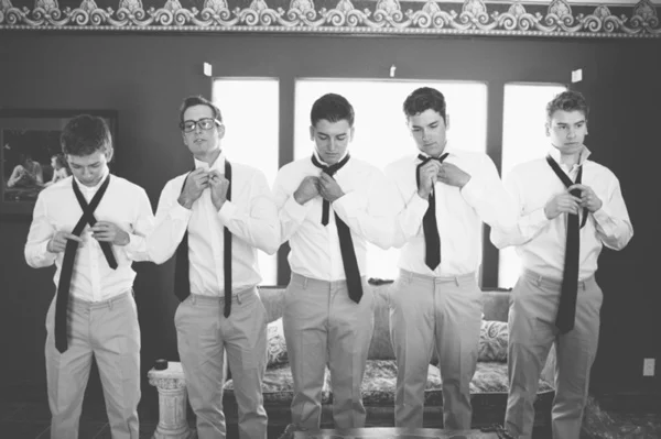 groomsmen tips, groomsmen advice, groomsmen ideas, groomsmen etiquette, groomsmen planning, how to be a good groomsmen, groomsmen rules, groomsmen duties, groomsmen expectations, groomsmen bachelor party, groomsmen planning advice, what to do as a groomsmen, how to organize a bachelor party, how to write a groomsmen toast, groomsmen responsibilities, wedding advice, wedding planning, how to treat your groomsmen, ask you groomsmen to help, wedding etiquette, wedding expectations, wedding planning advice