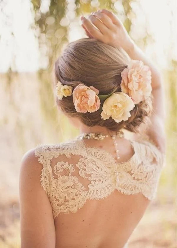 How To Wear Flowers In Your Hair Inspiration For The Boho Bride