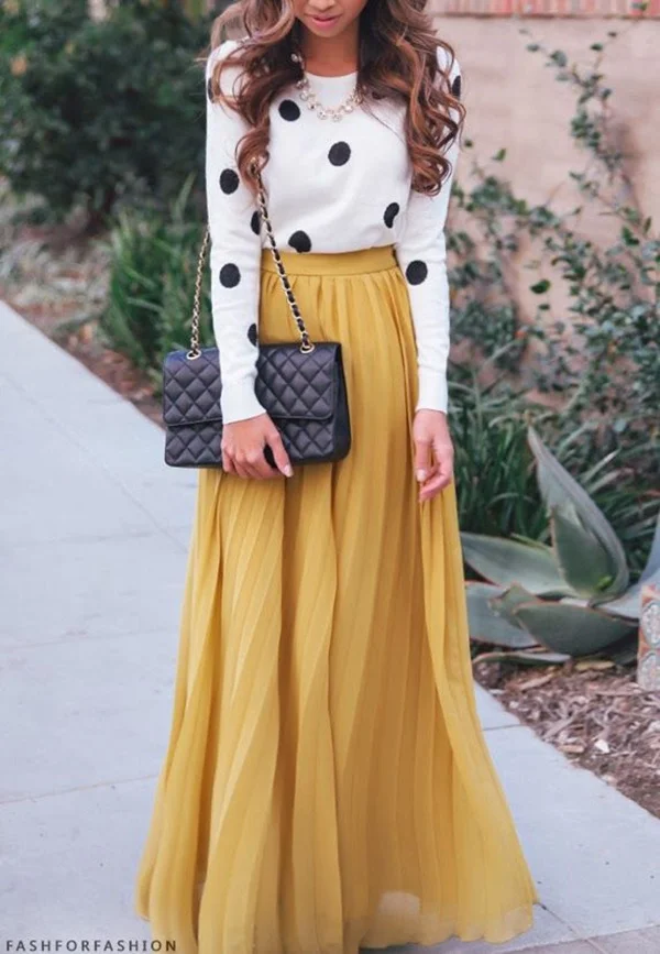 maxi skirt wedding guest outfit