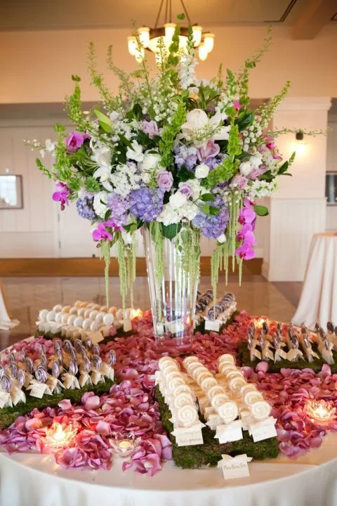 Photo by  Dustin Meyer  via  It's A Brides Life