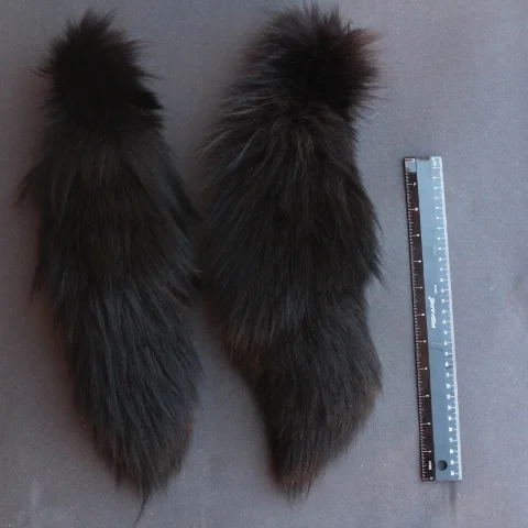 Fox Tail (Black)