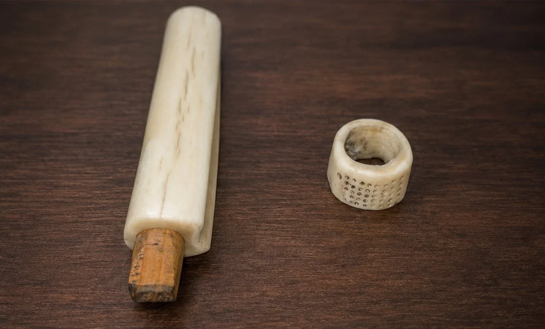 Elk Thimble Ring &amp; Needle Case