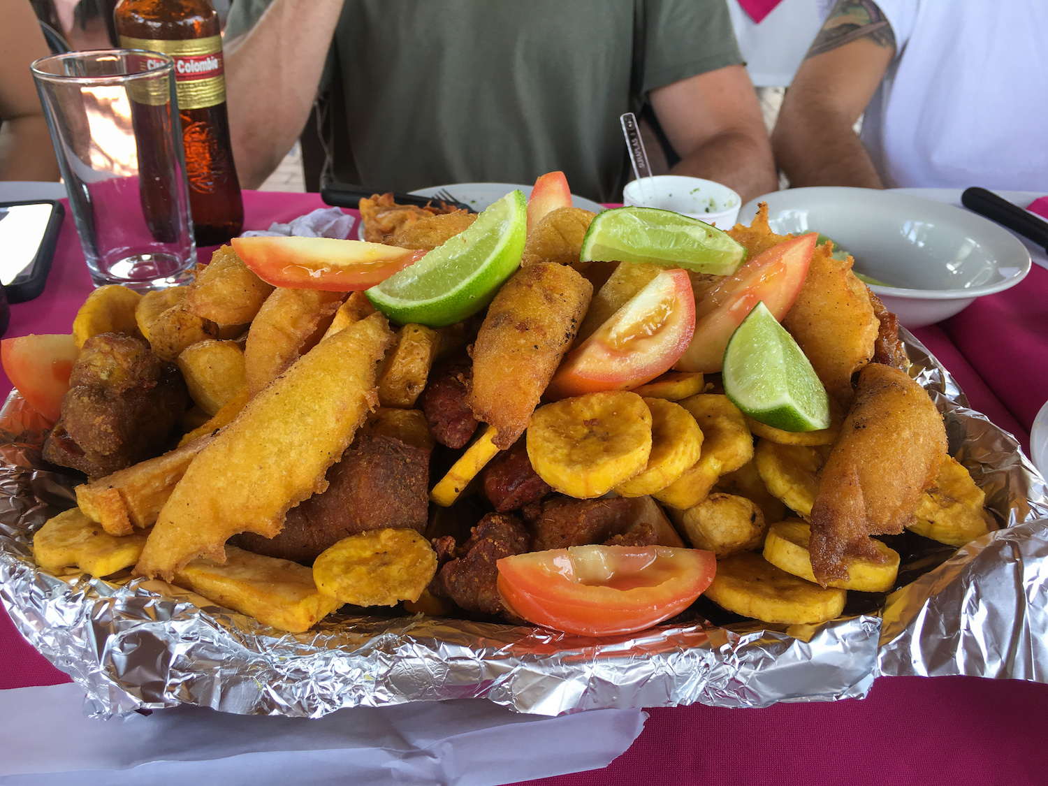 "picada" of typical food from Cali