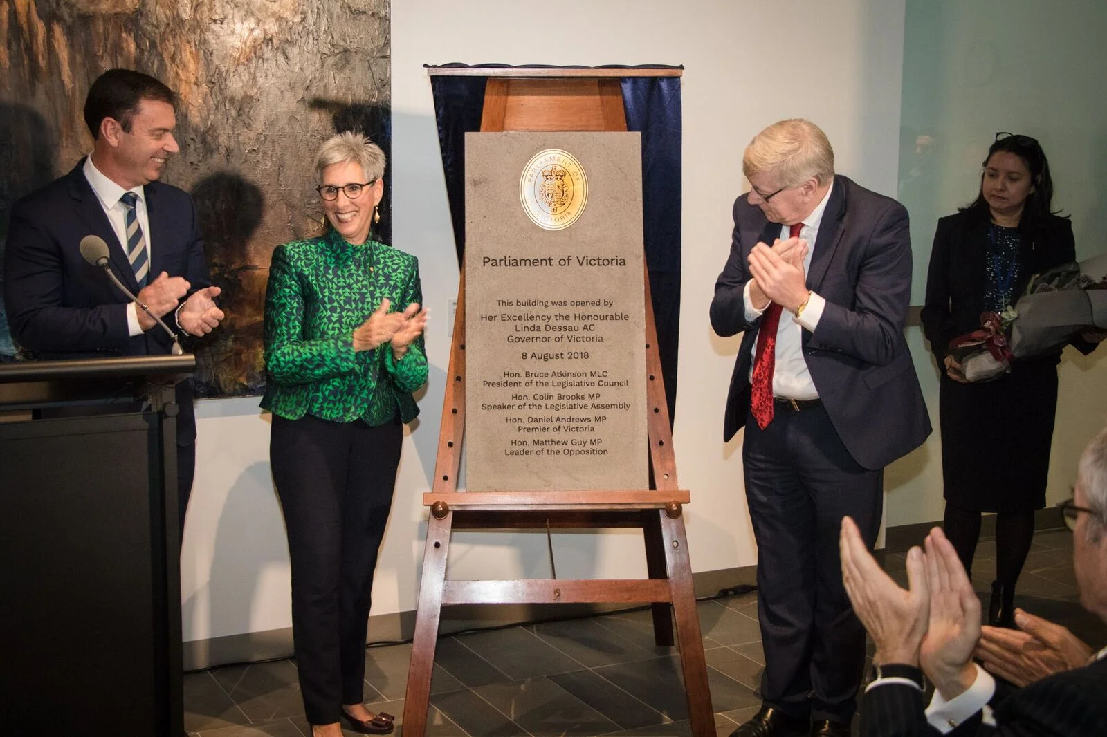 annexeopening2.jpg