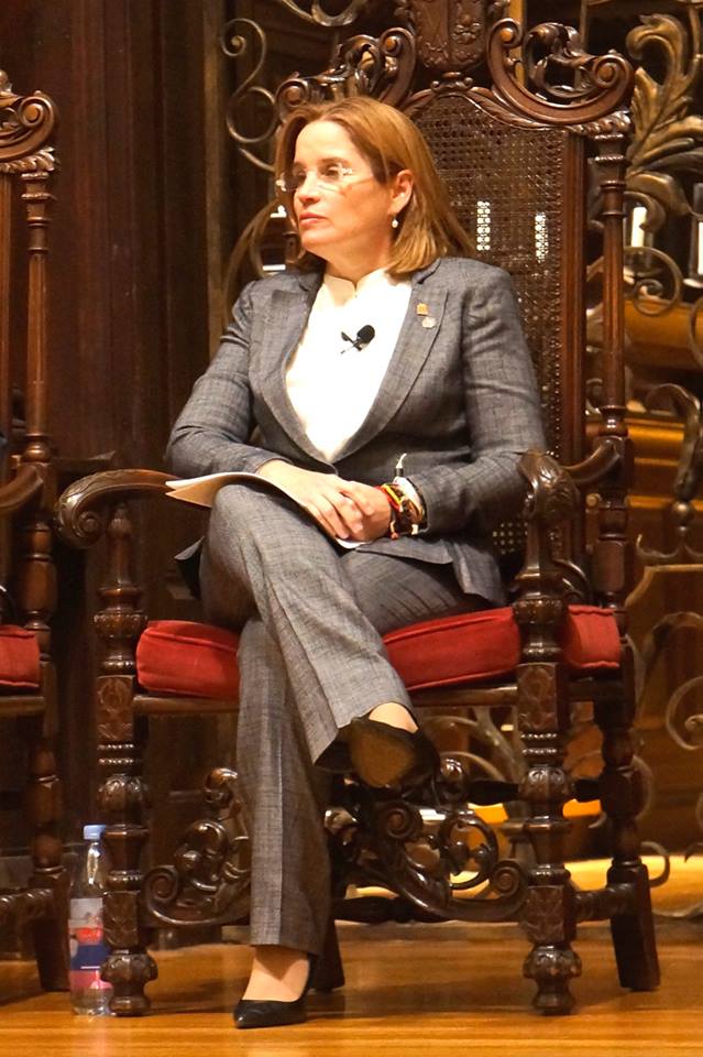Mayor Carmen Cruz.jpg