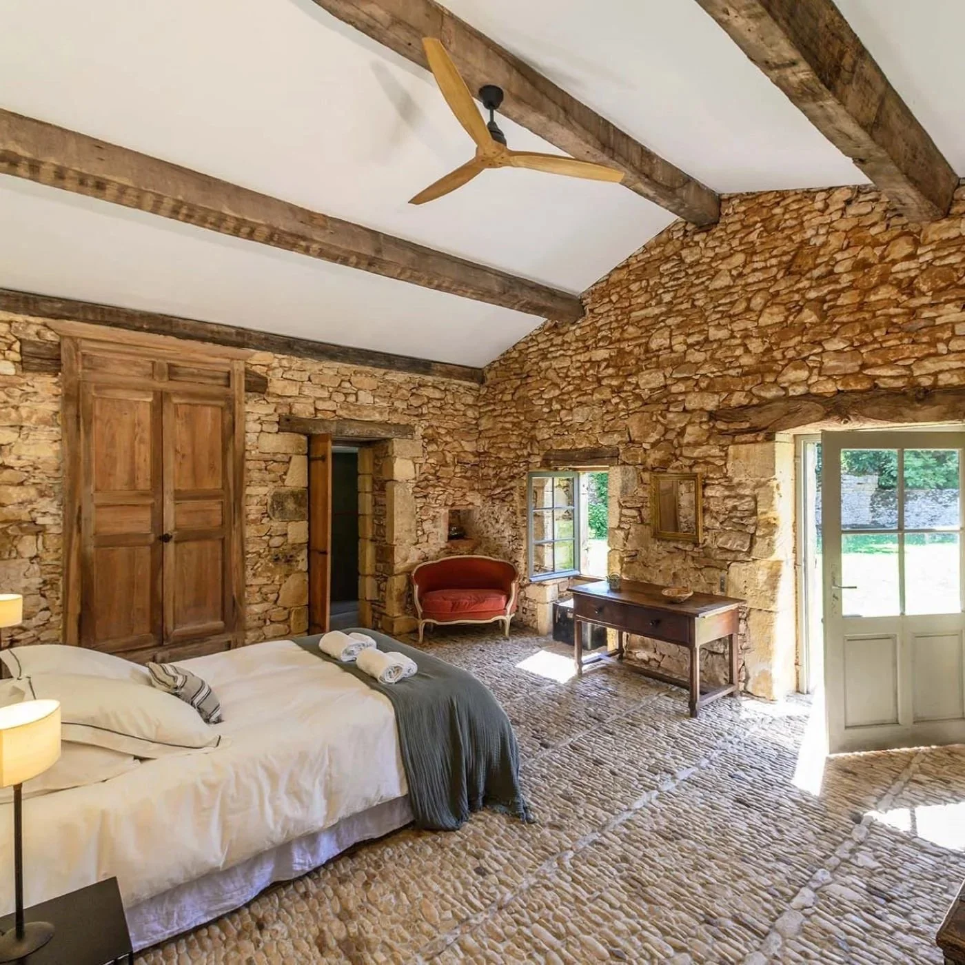 Chambre+du+Cuvier.Dordogne.jpg