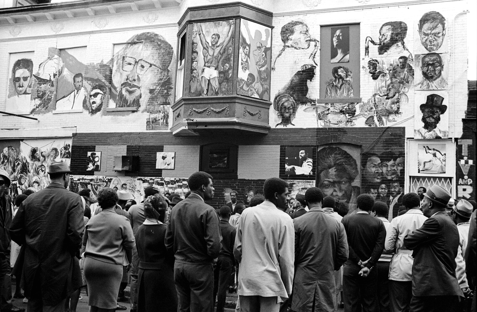 wall of respect with crowd.jpg