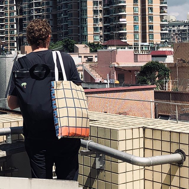 Look out the city from urban village rooftop with a matched bag by not a coincidence! 😉#urbanvillage #shuiwei #rooftop #placemaking