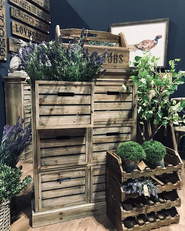 We&rsquo;re here to show you really won&rsquo;t  need a floristry qualification to merchandise our fantastic brand of faux flowers. 
Our stand holds a wealth of standalone stems and ideas for simple ways to style them ✨

Hall 3 | Stand D20

#JFS2020 