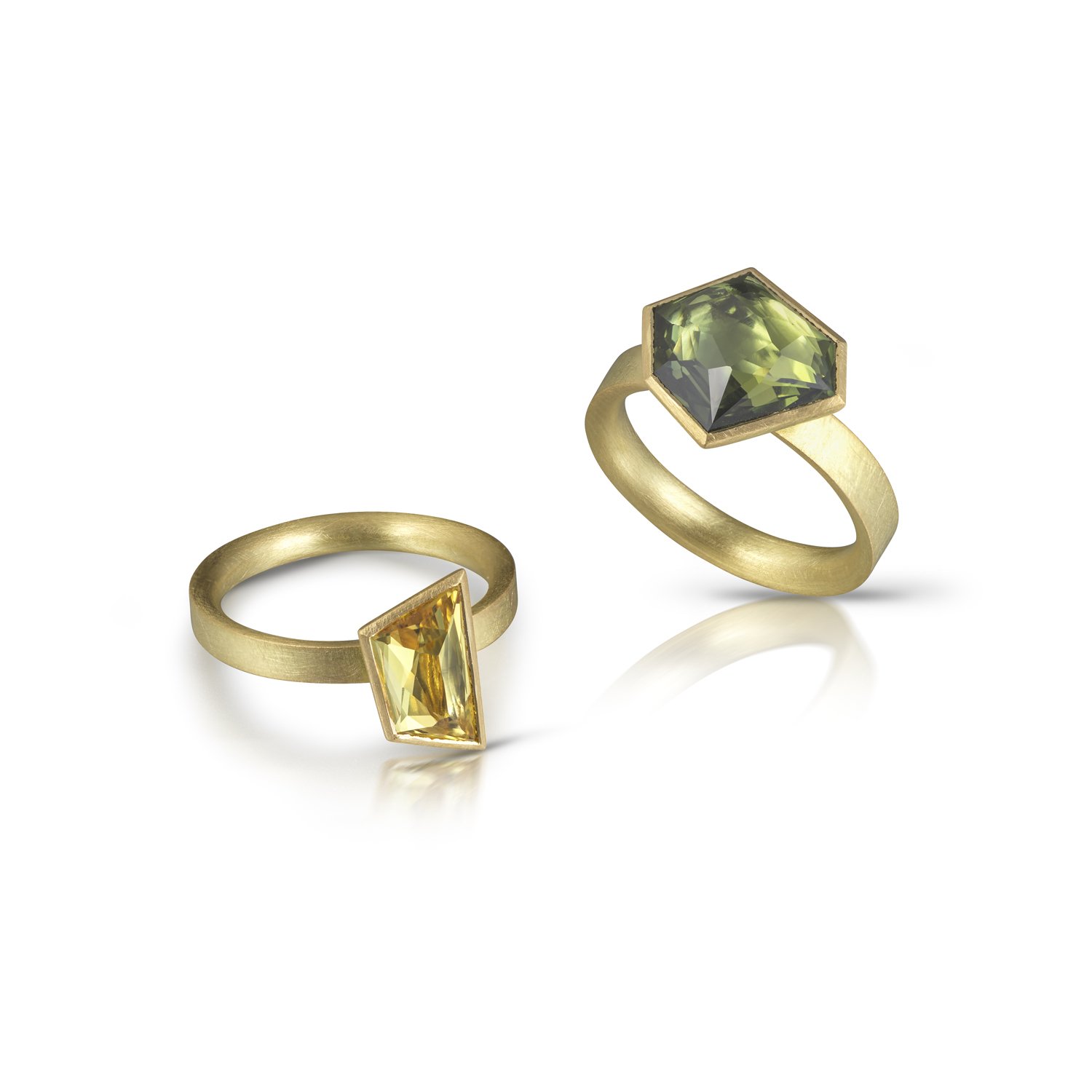 Green Yellow Sapphire Rings 18ct gold London goldsmith