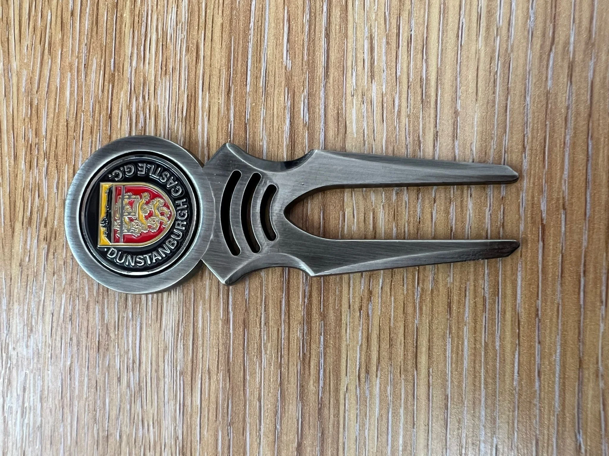 Dunstanburgh Castle Pitch Mark Repairer