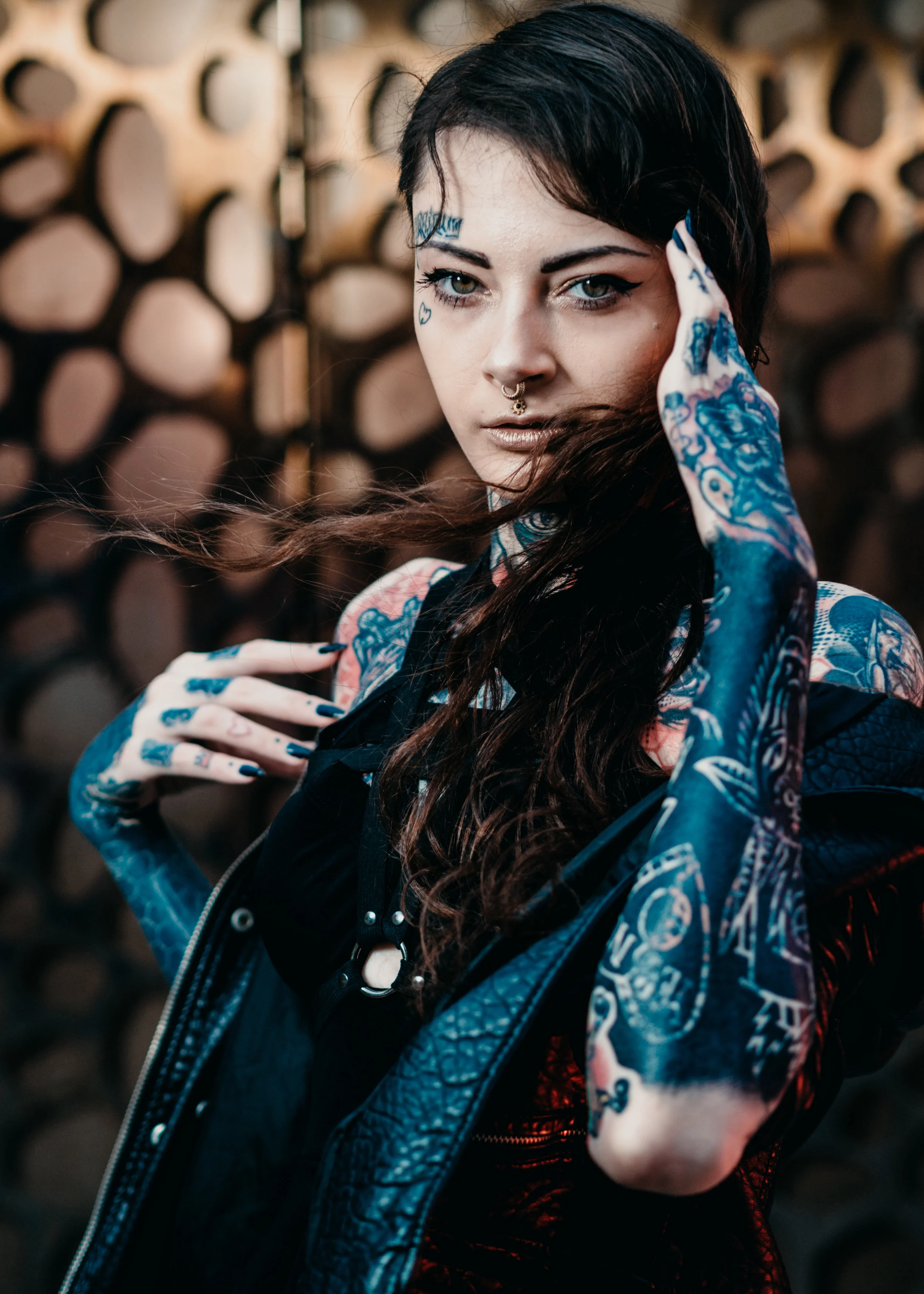 Portrait femme tatouée