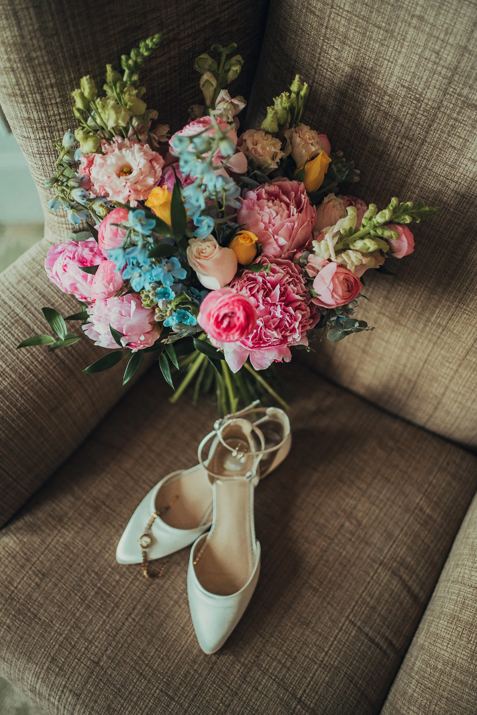 bridal-shoes-bouquet-lochgreen-wedding.jpg