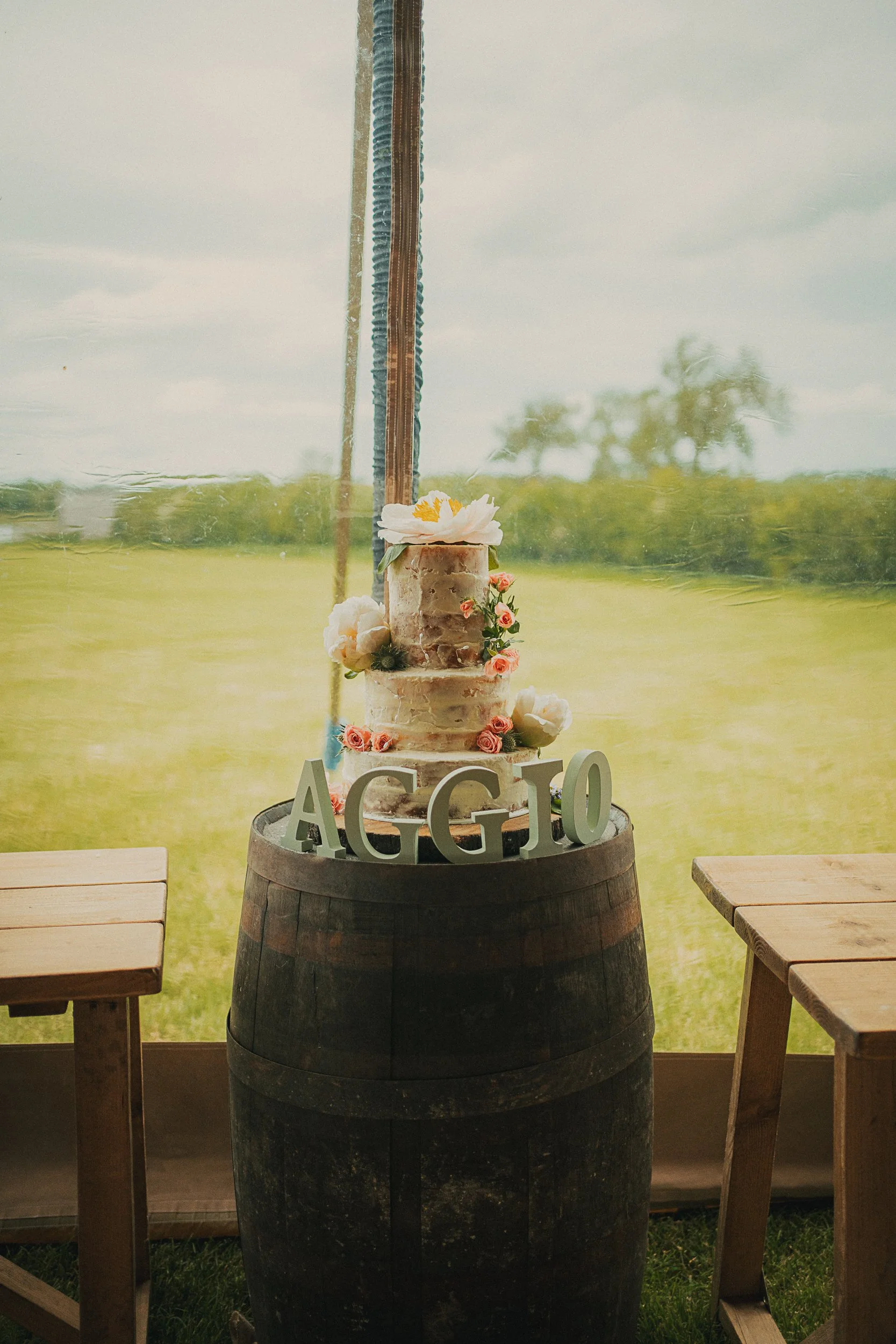 rustic-wedding-cake-scottish-farm-wedding.jpg