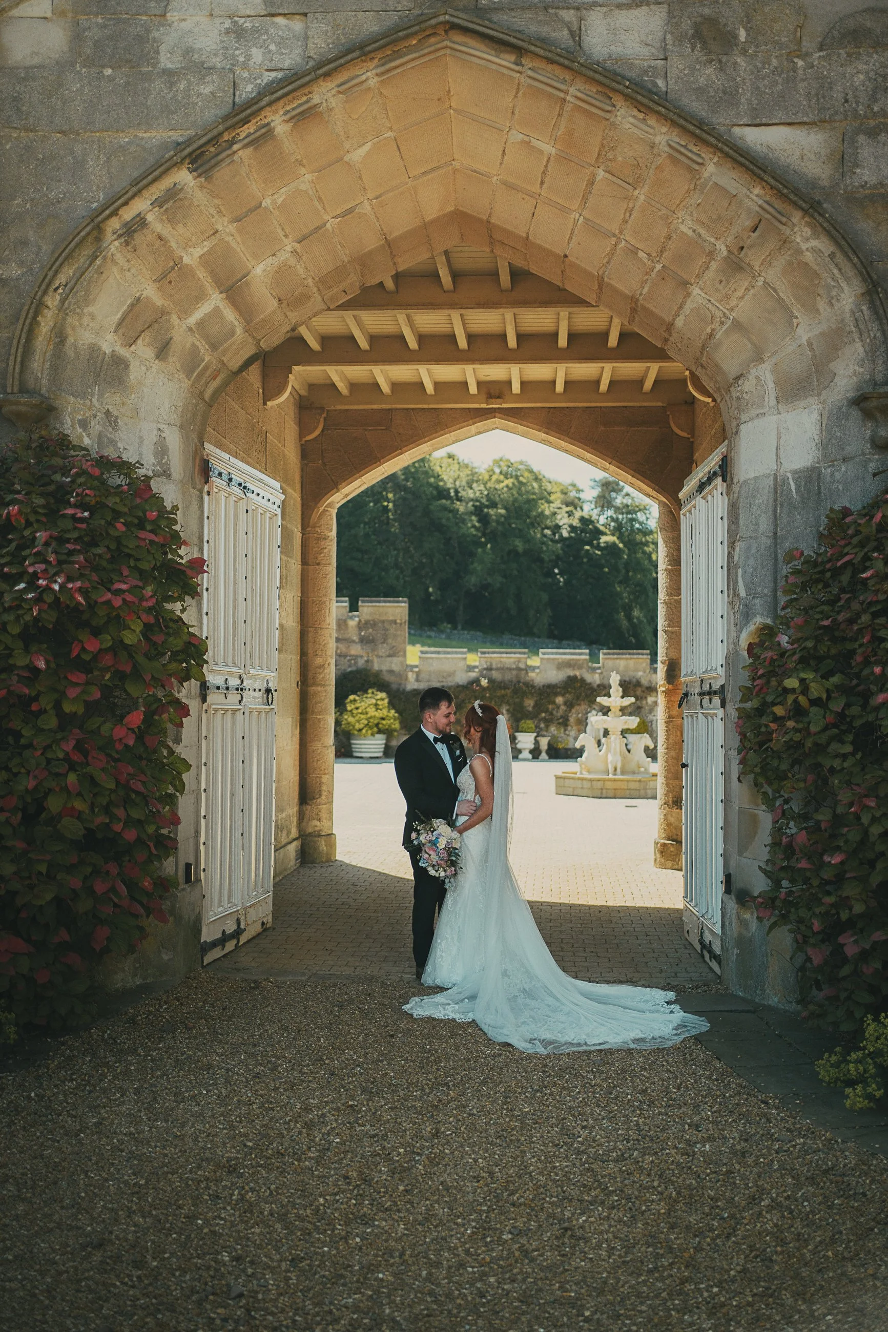 dundas-castle-archway-wedding-portrait.jpg
