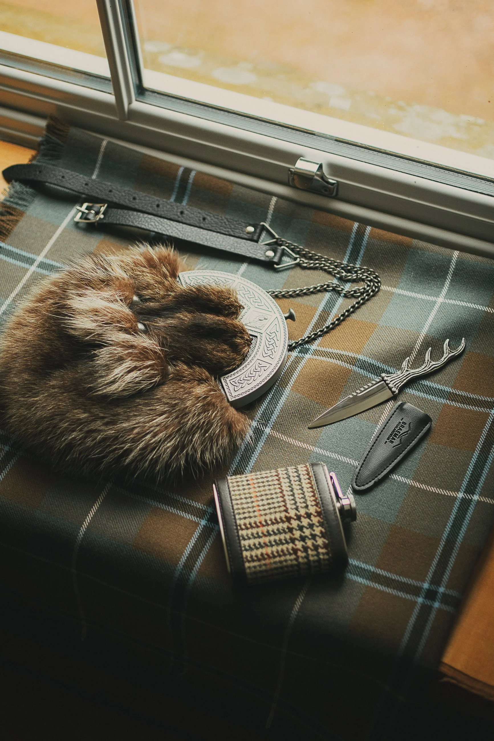 groom-kilt-accessories-scottish-wedding-wedderlie-house.jpg