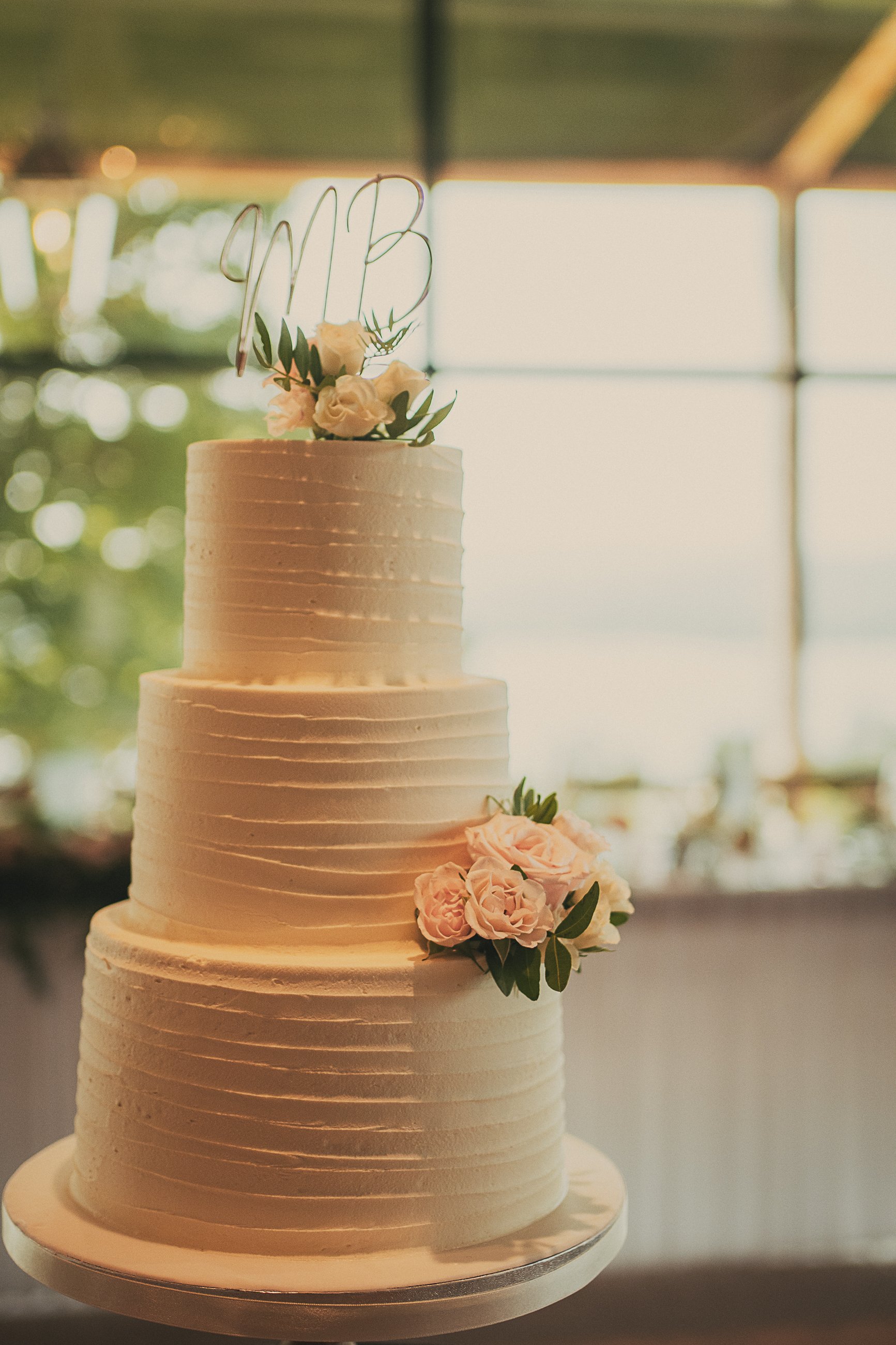 boturich-castle-wedding-cake.jpg