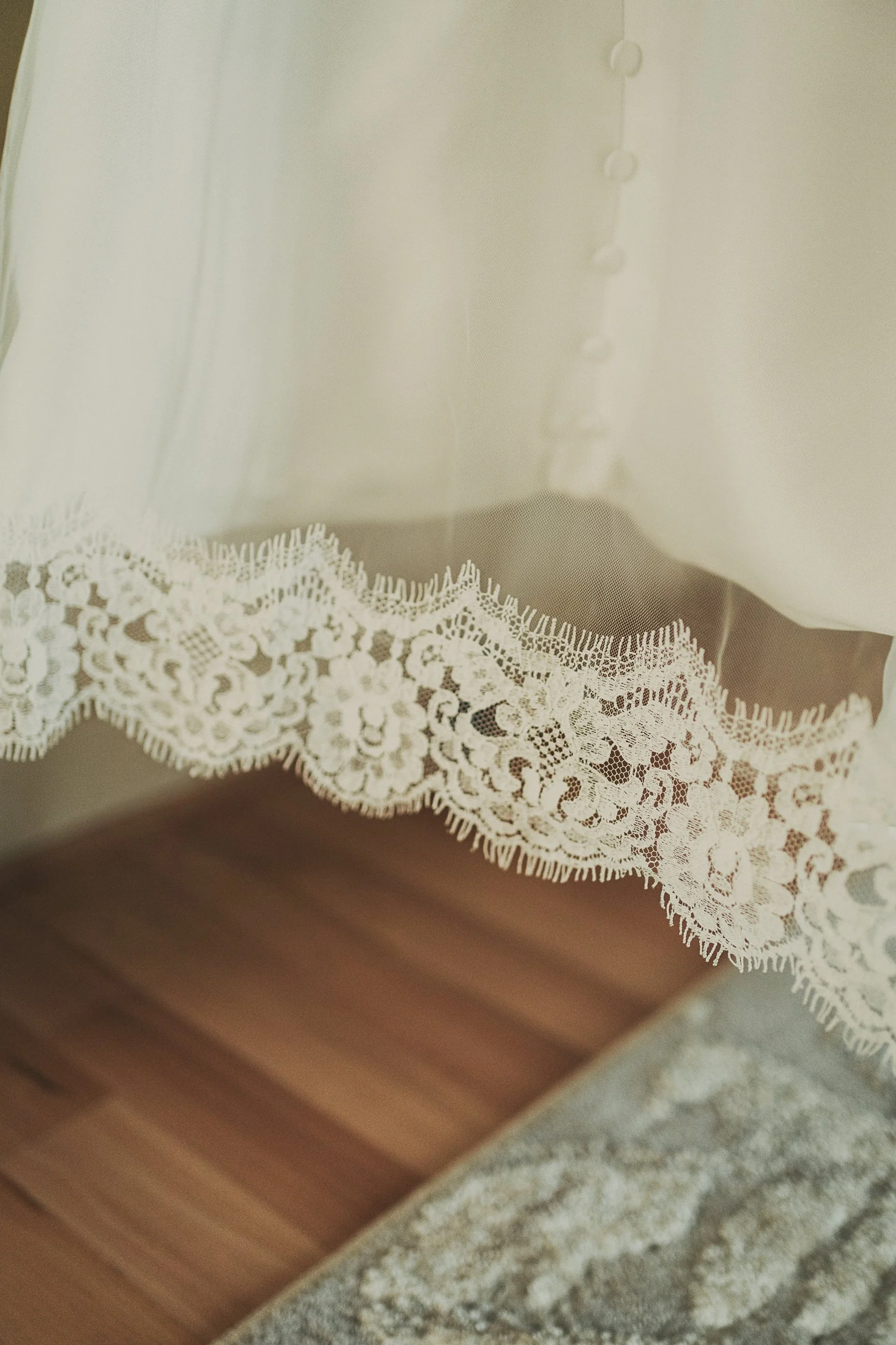 claire-adam-bridal-veil-lace-trim.jpg
