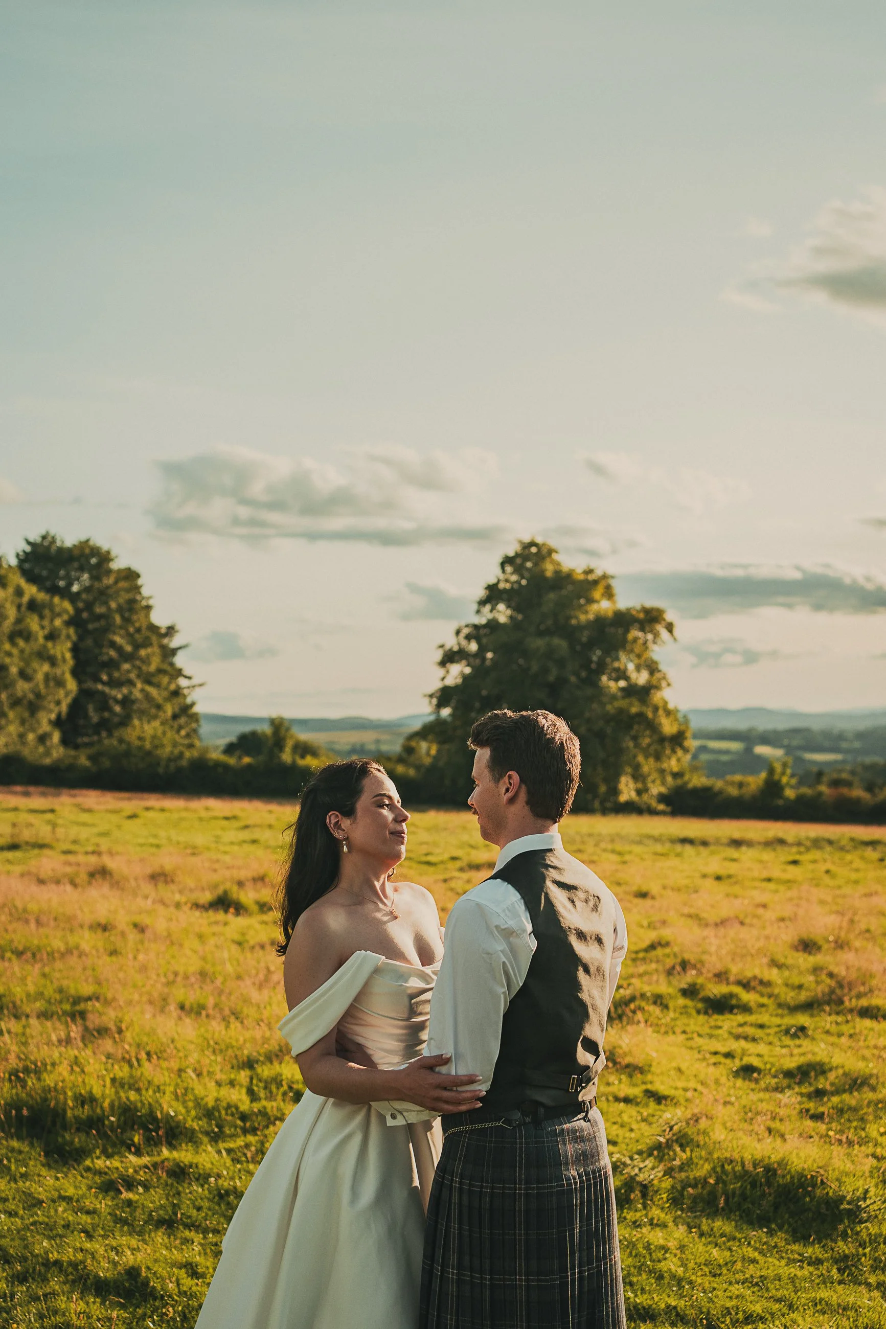 claire-adam-couple-portrait-field-killearn-wedding.jpg