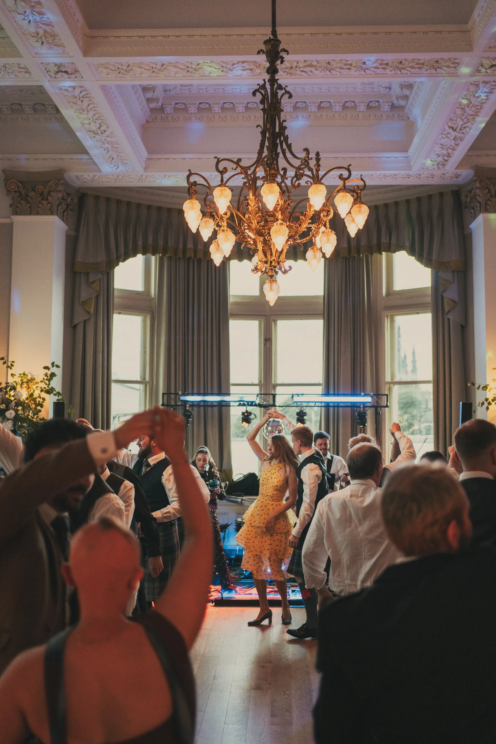 alexandra-gavin-balmoral-hotel-wedding-ceilidh-dancing.jpg