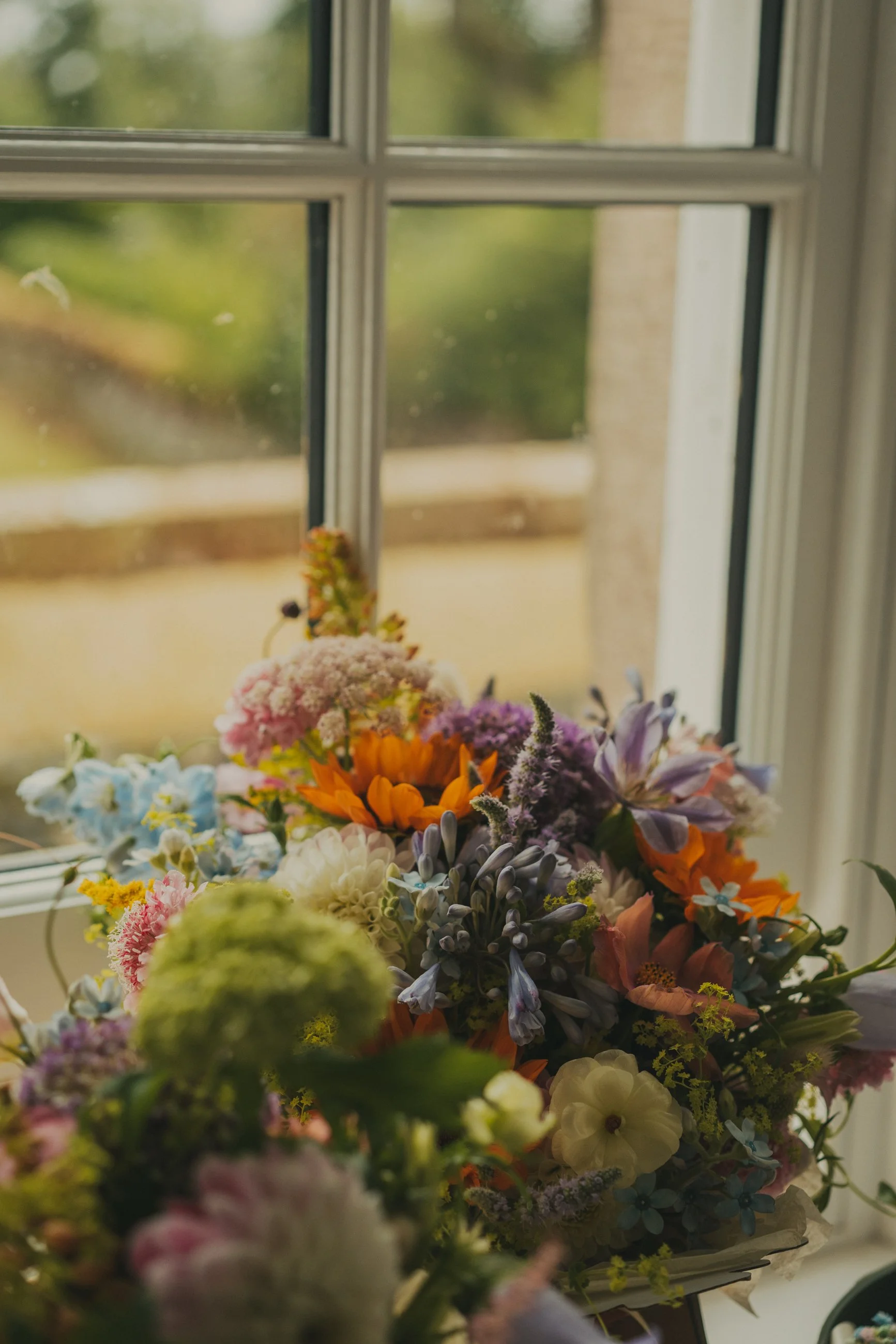 bryony-ryan-wedding-bouquets-wedderlie-house.jpg