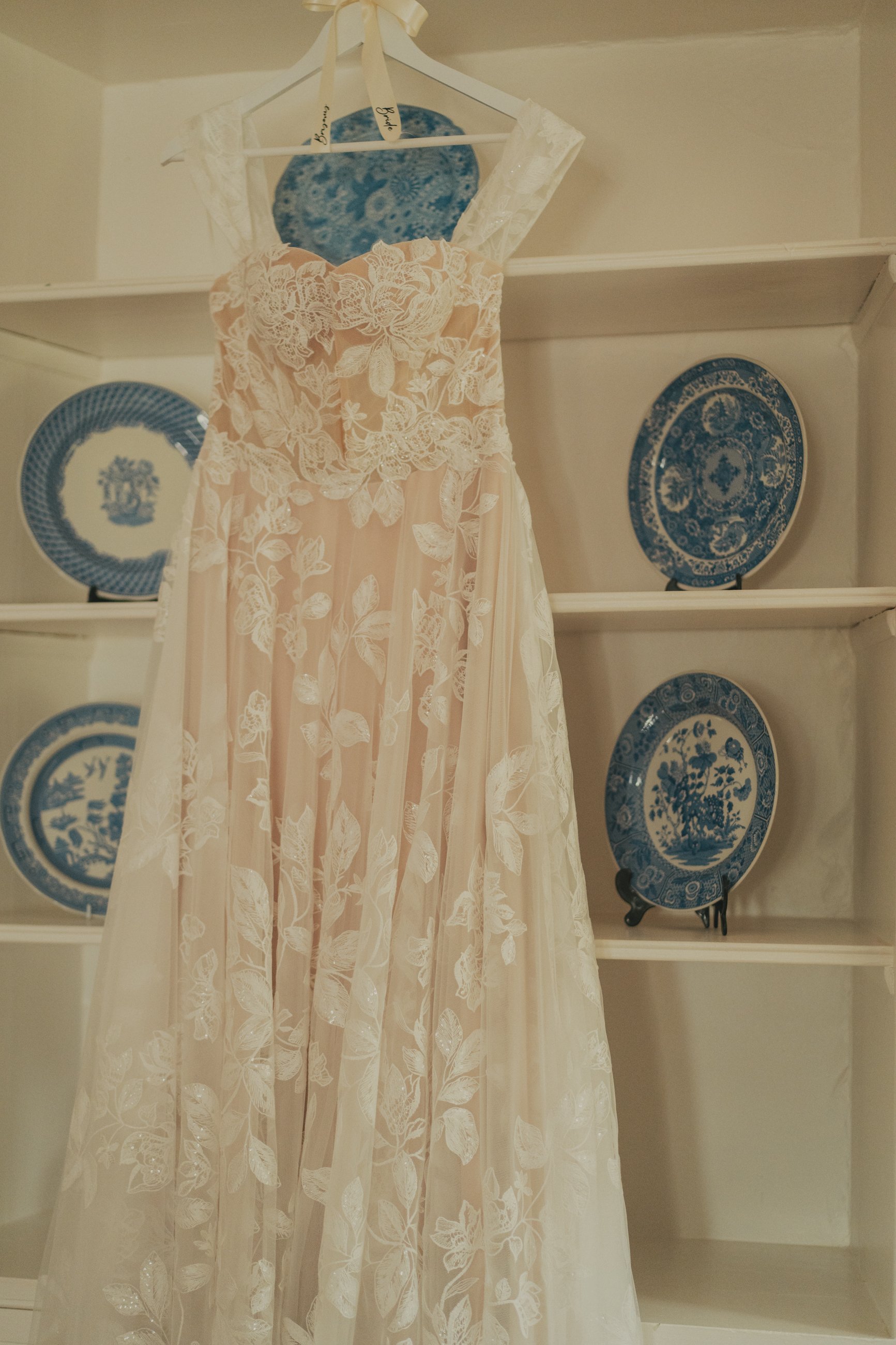 bryony-wedding-dress-wedderlie-house-scotland.jpg