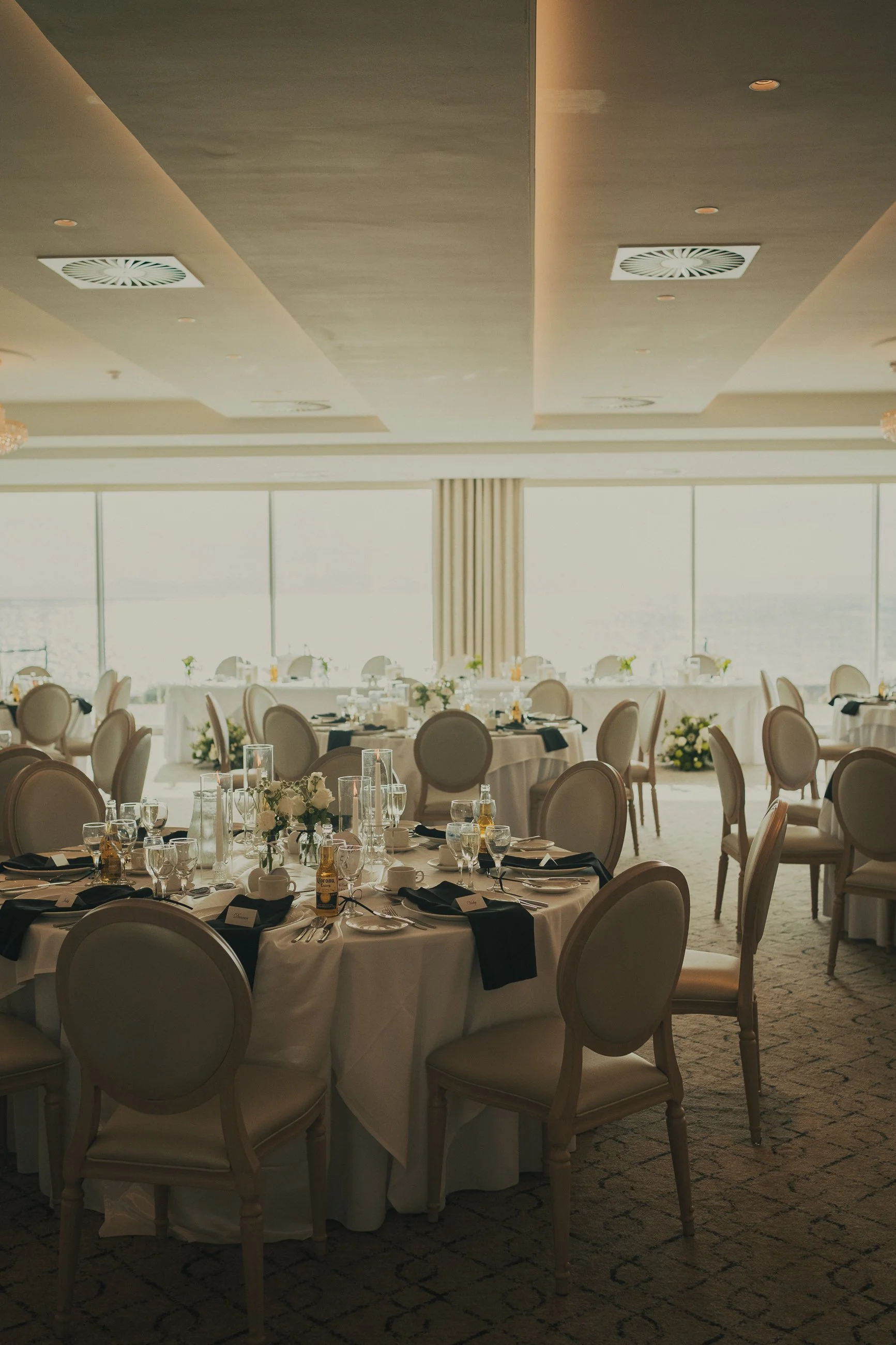 seamill-hydro-wedding-reception-dining-room.jpg
