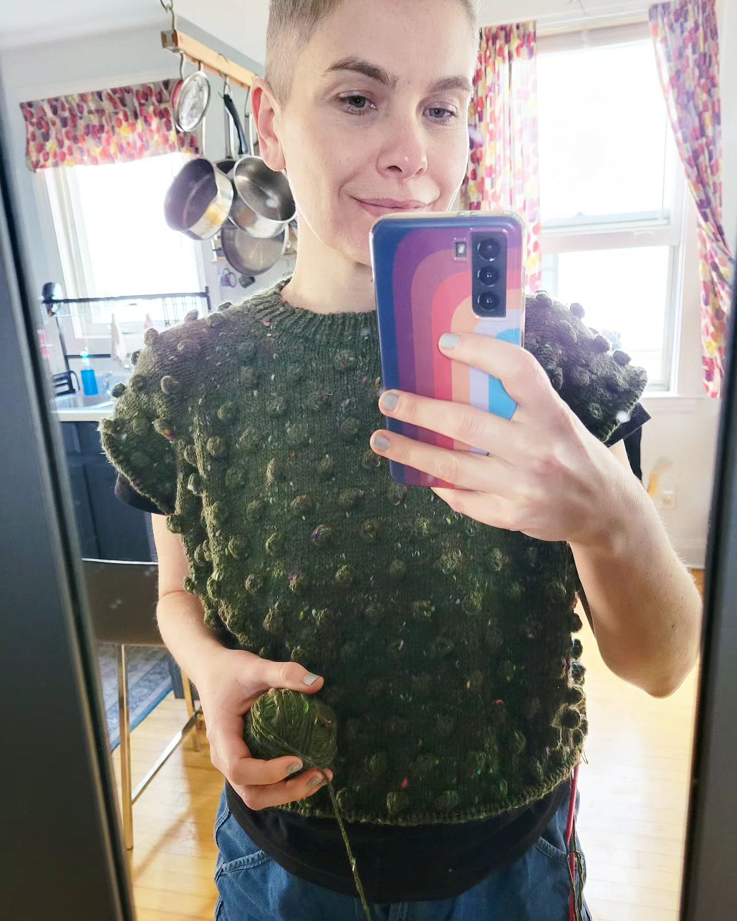 A little bobbley try on! 

Getting to the end of the body of my Louise Pullover! Loving this crazy thing and it's fitting so well! #louisepullover #labienaimeeconfetti #labienaimee #wipwednesday