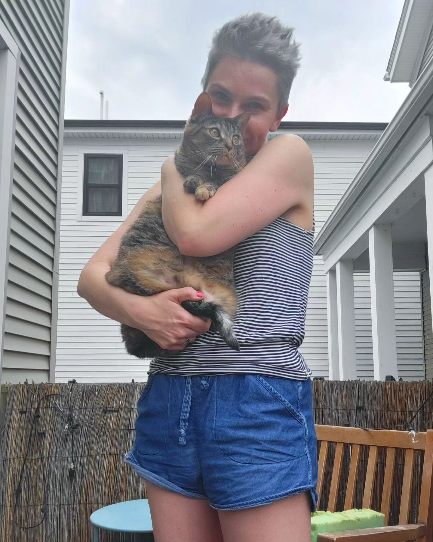 Me Made May day 13! 

Spending this random summery day starting a million projects, including starting to get our little porch more hang-ready! Wearing my cat, Roosevelt, @fridaypatterncompany Sport Shorts, and a tank I made out of a jumpsuit I made 
