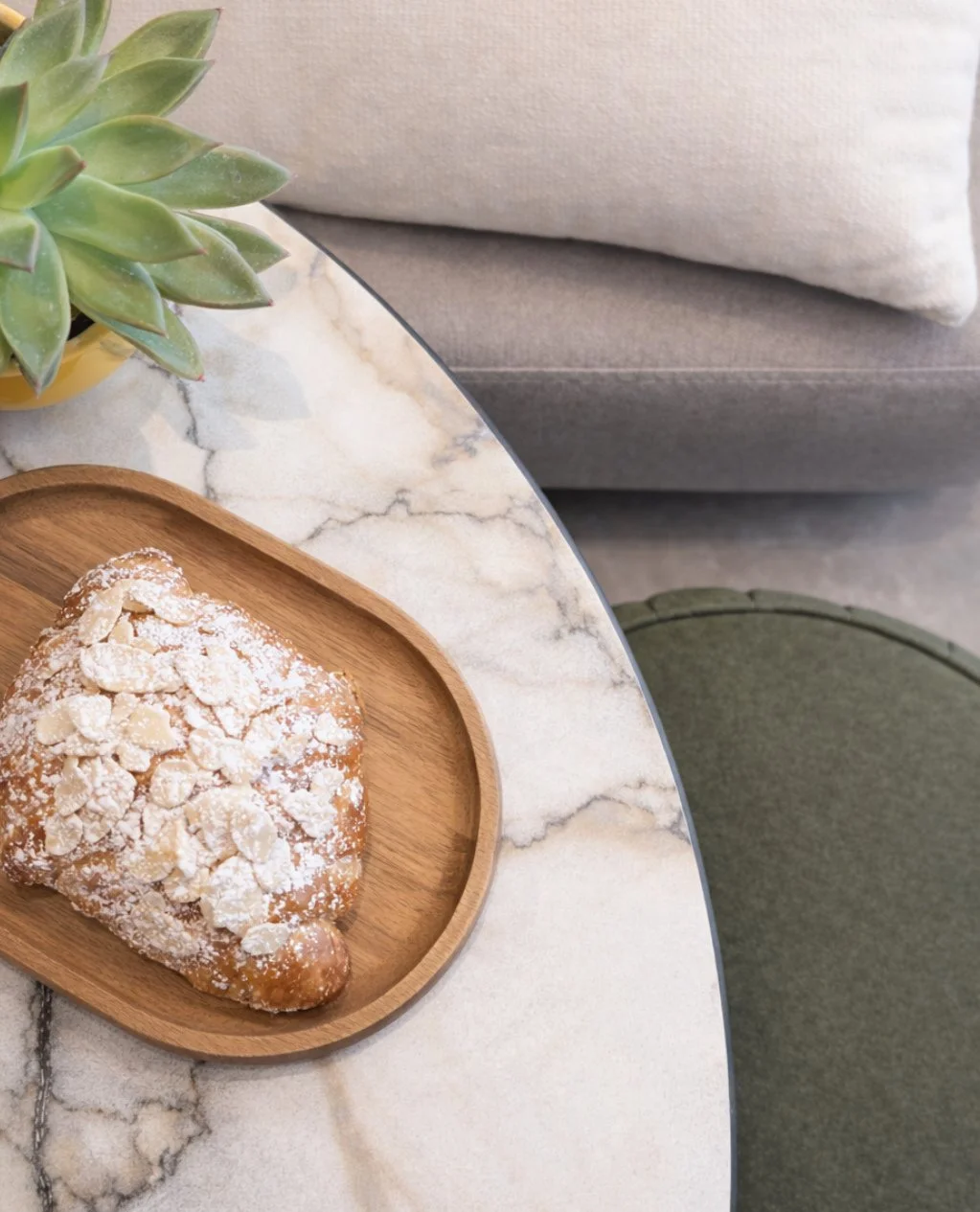 ⁠
A new space to welcome the new year! ☕️⁠
⁠
⁠
#BukaMaranga #BukaIsBlooming #NewYearVibes #NewBeginnings #FreshStart #NewSeason #CafeAesthetic #CafeCulture #ThirdPlace #CoffeeAndCommunity #APlaceToPause #QuietSpaces #SoftMornings #MississaugaCafe #Mi