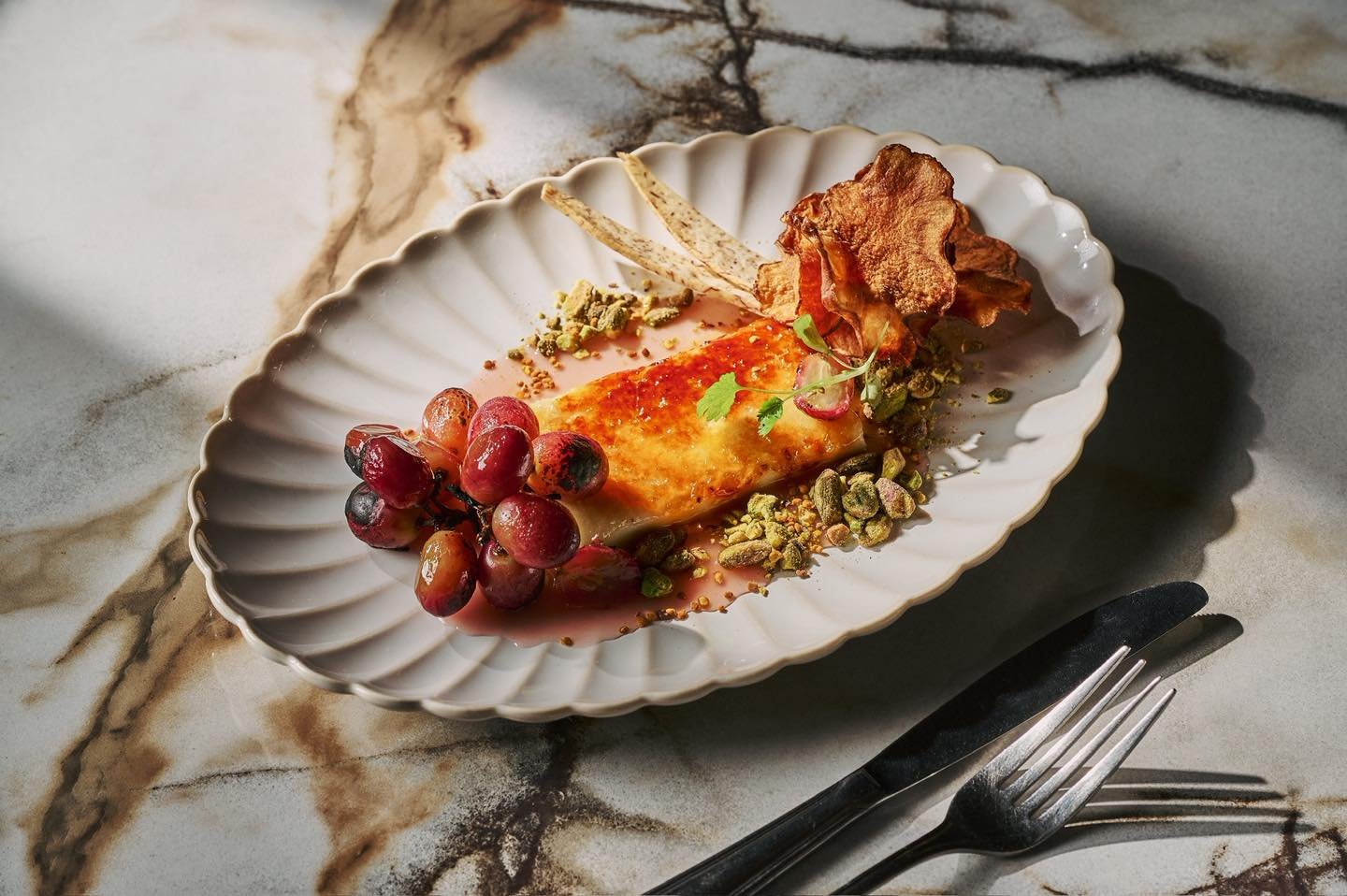 Sweet or savoury? Why choose when you can have both 😉

Crispy edges, soft centre, and that perfect caramelized finish. 

Bring your friends but you may not want to share 🧀 😍✨

#halloumicheese #datenightyyz #BukaAfterDark #dishedTO #yyzeats #foodie