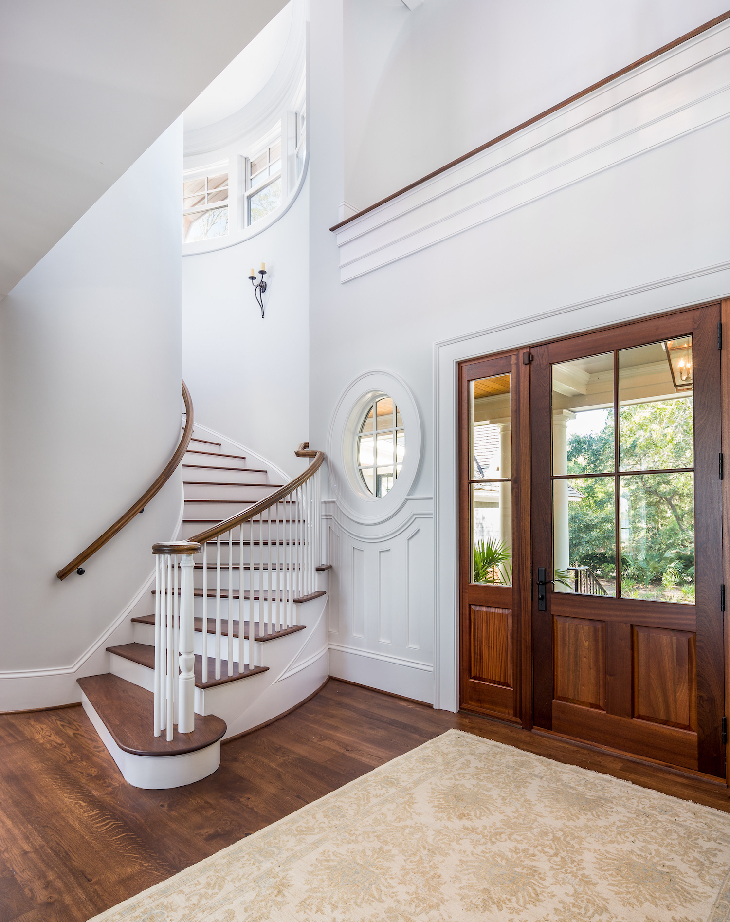 11- 99 Salthouse - Entry Hall.jpg