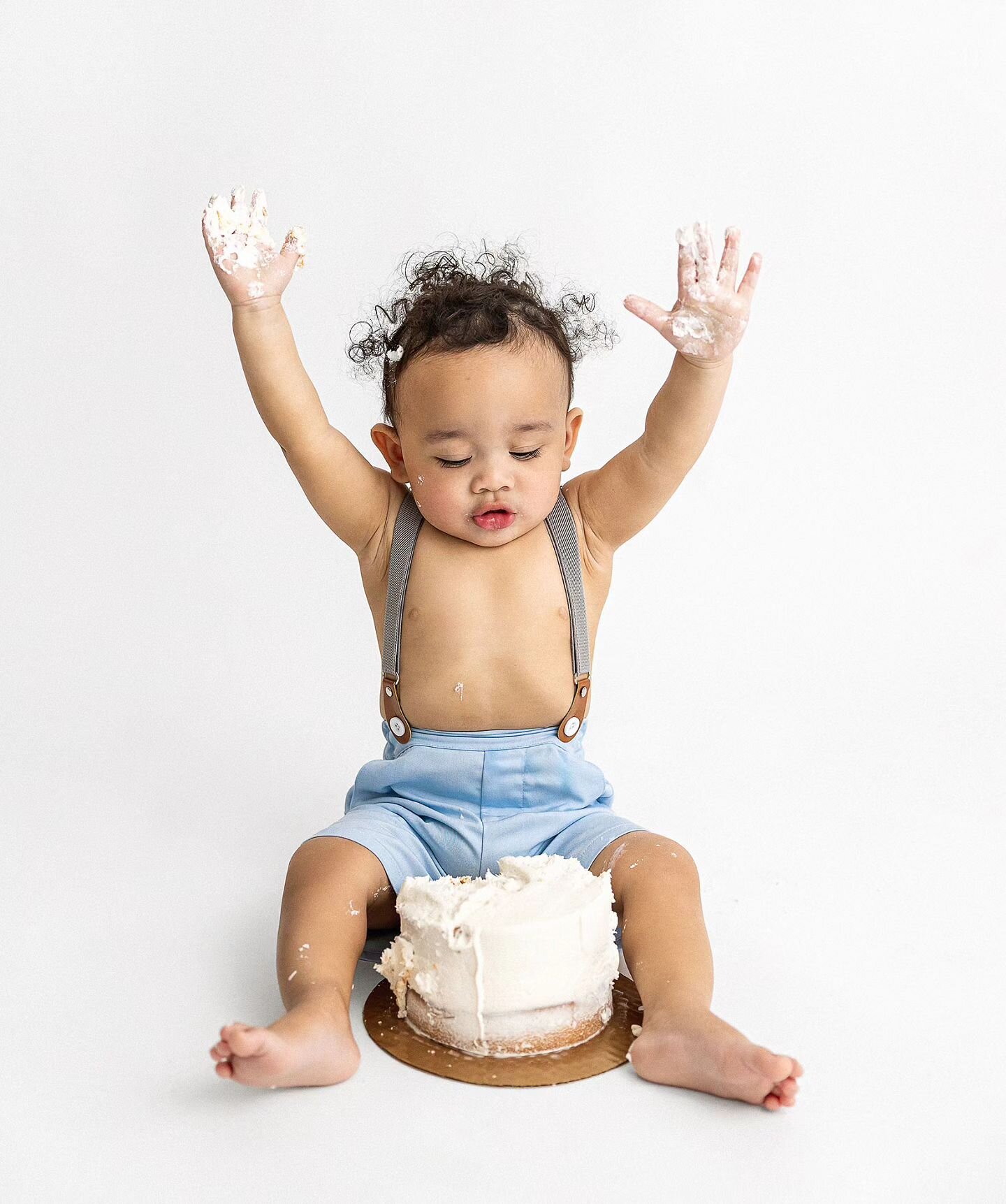 Iman | Such a fun session we had with this little man! 💙💙💙