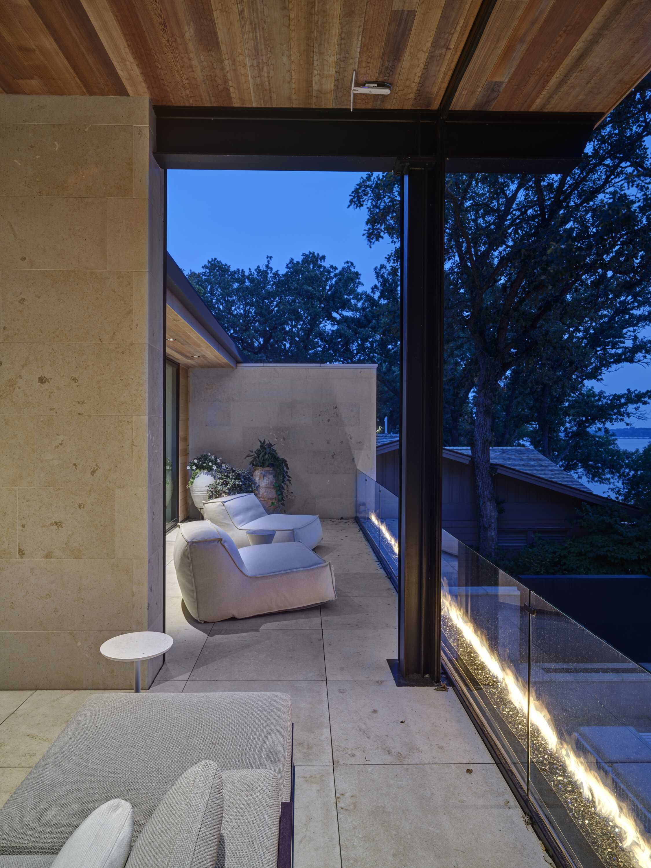 Projects_KeoughOkaboji_518_210716_Patio2.jpg