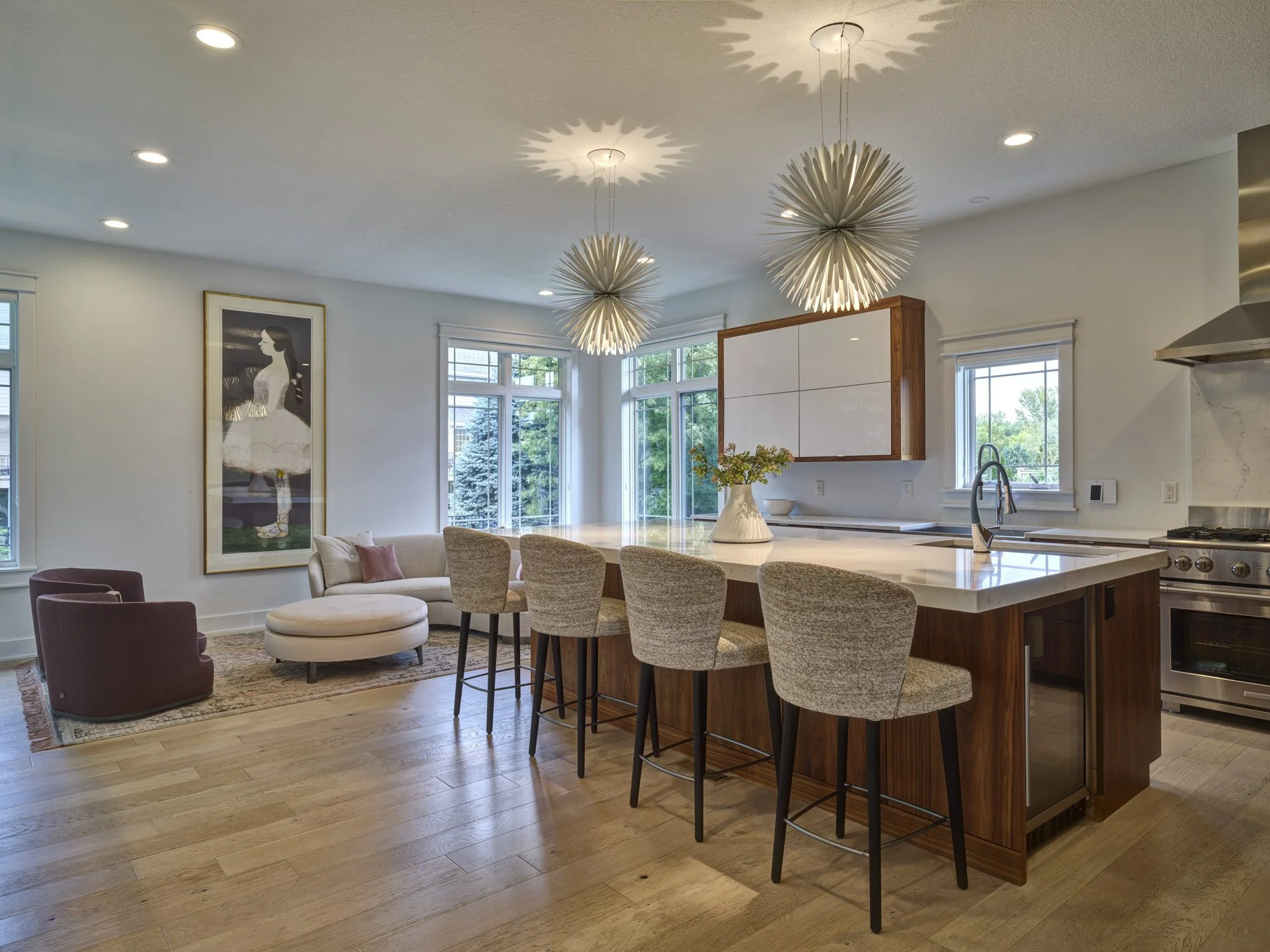 Projects_5725FairwayDrWDSM_013_211001_KitchenOvverall.jpg