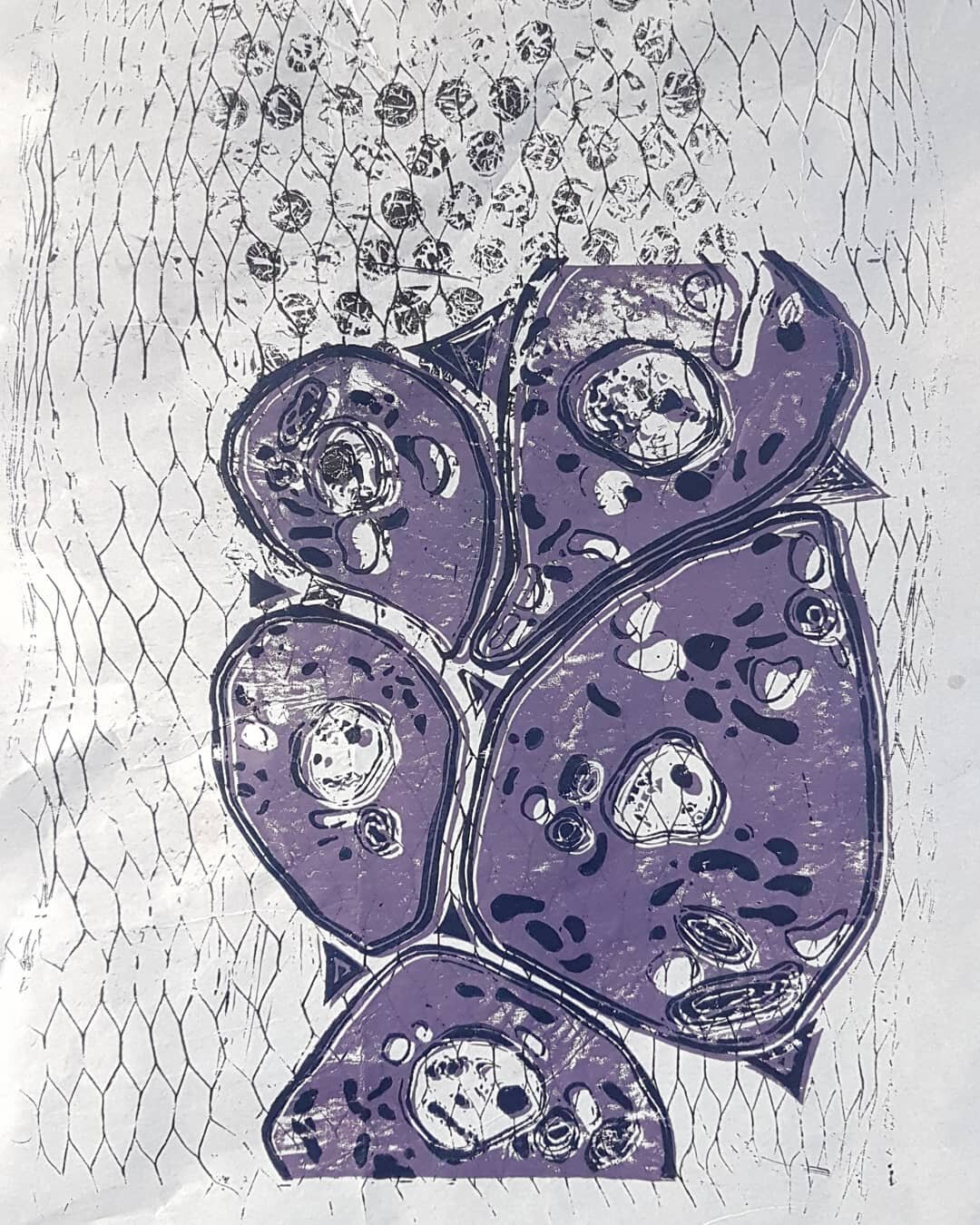 This month I've been squirrelling away making this print for the 'Connected' challenge set by @handprinteduk 

So, I asked myself 'What makes us connected as people?' and was inspired by the tree of life poster in my daughter's bedroom that shows the