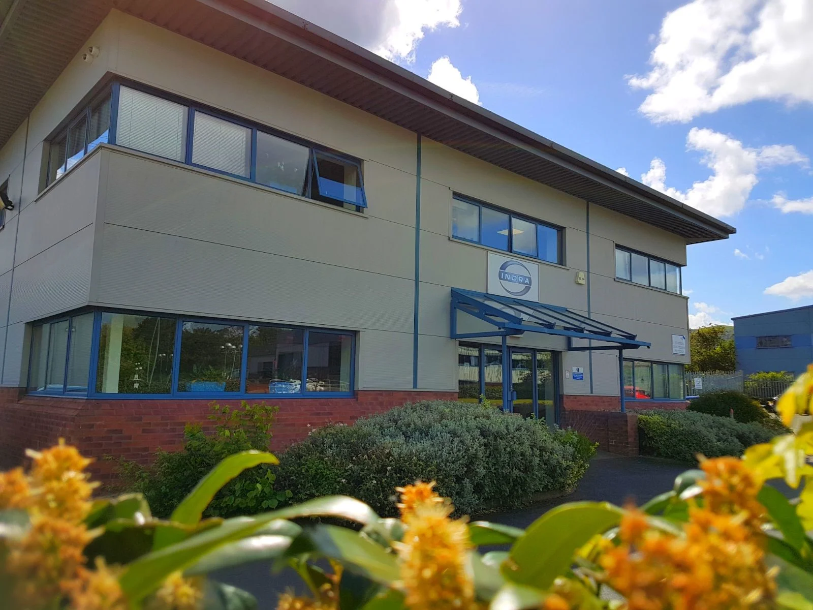 In early 2018 we moved to a new 25,000 sq ft premises in Malvern on the Enigma Business Park, introducing full production and testing capabilities, a multi-bay vehicle servicing area and room for expansion.