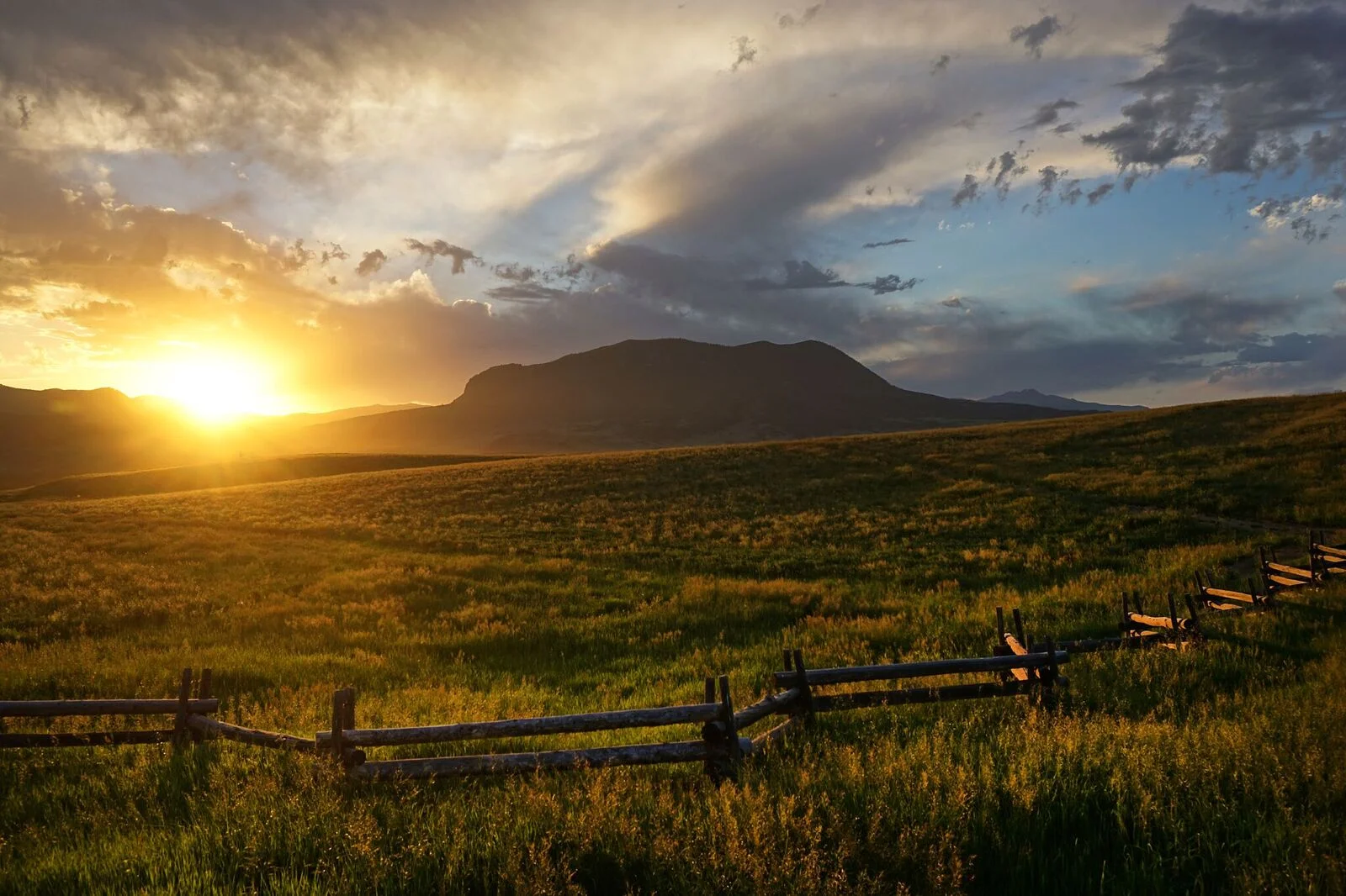 SLEEPING GIANT SUNSET