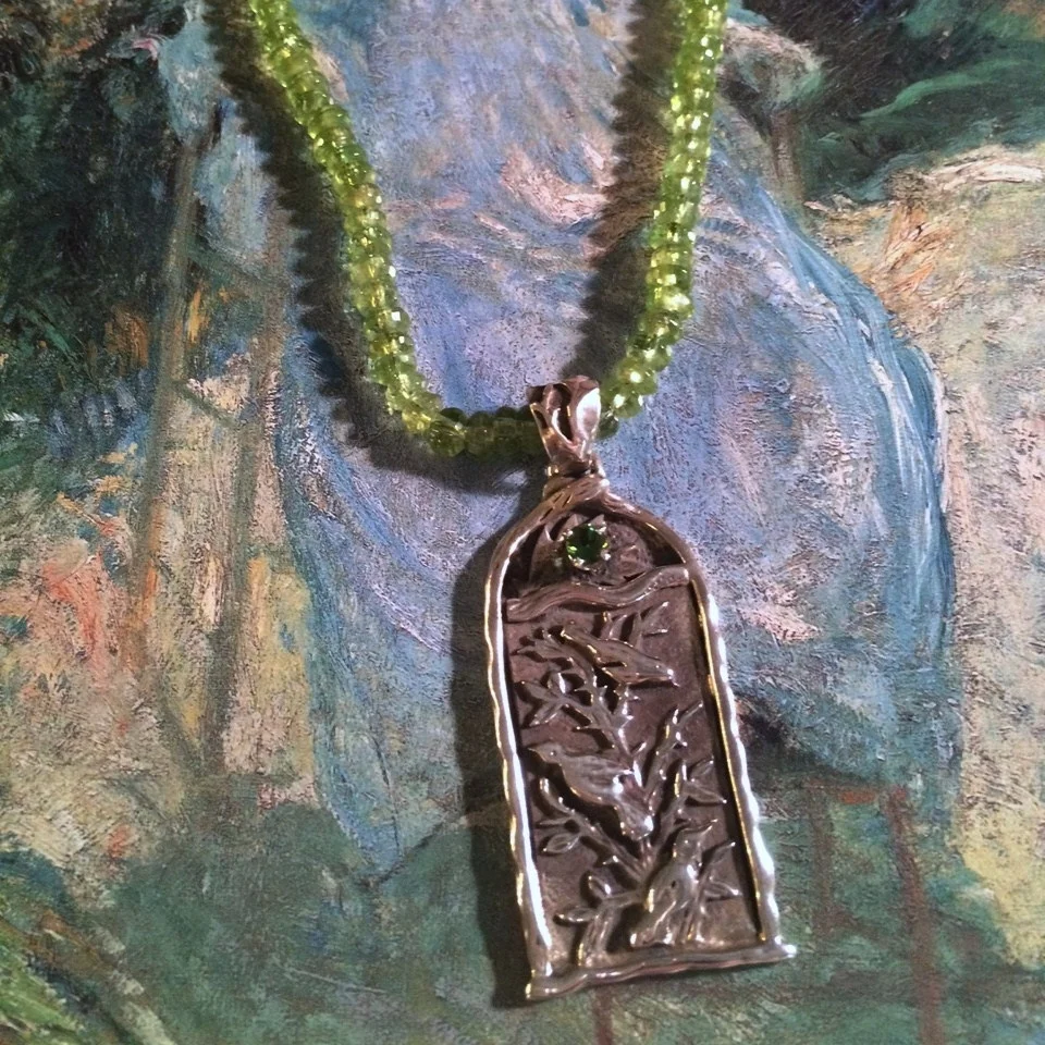 Peridot+Necklace+JM.jpg