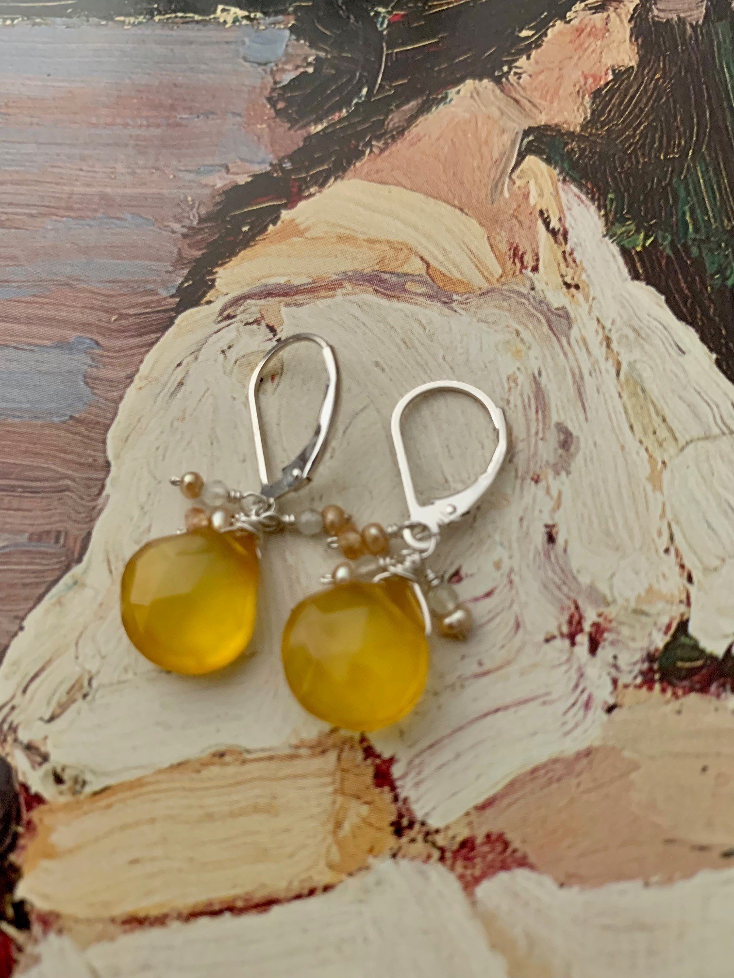 Simple &amp; Bright Earrings