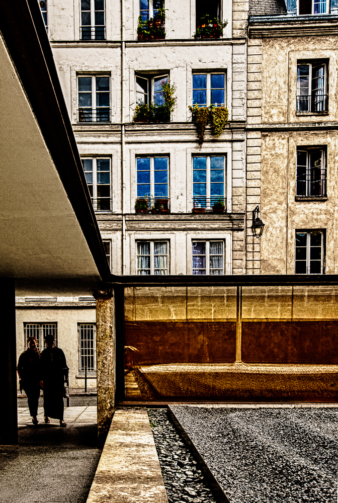 Reamer_5_Figurative_WomenofParis.jpg